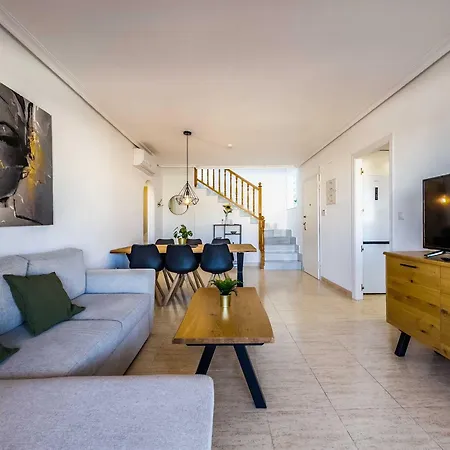 In Zeniamar With Access To Public Pool * Punta Prima (Alicante)